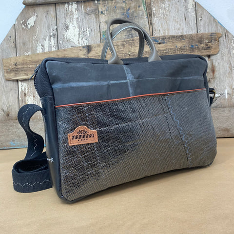 13” Captain Laptop Bag